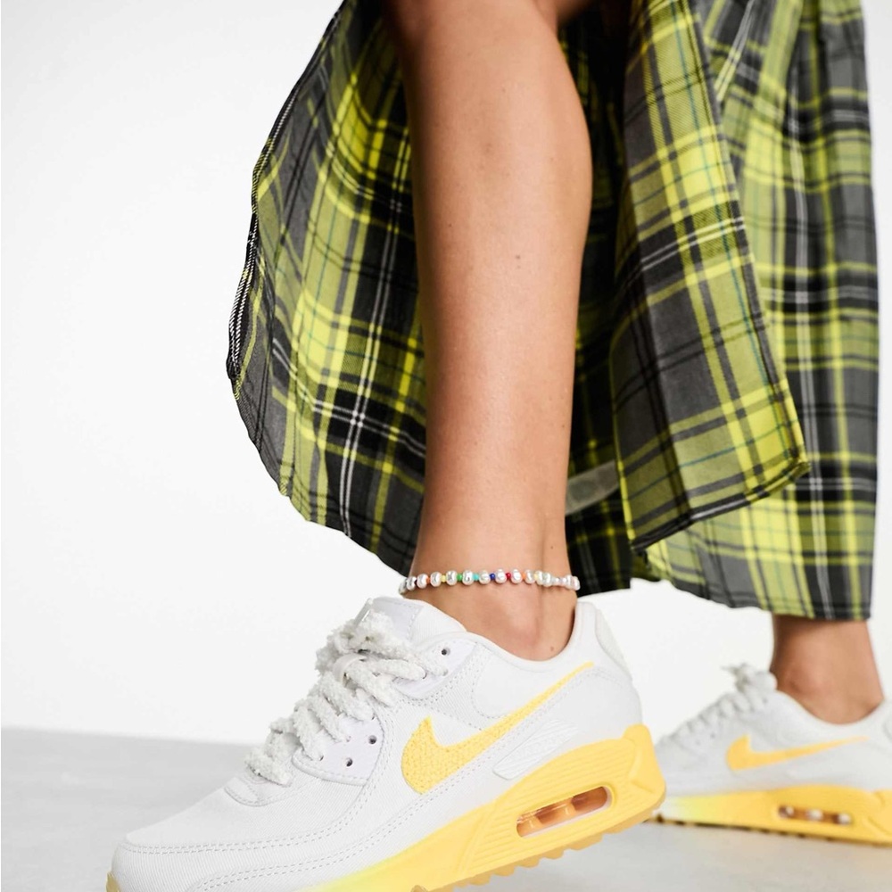 Nike Air Max 90 Women’s Size 7.5 – Citrus Pulse / White